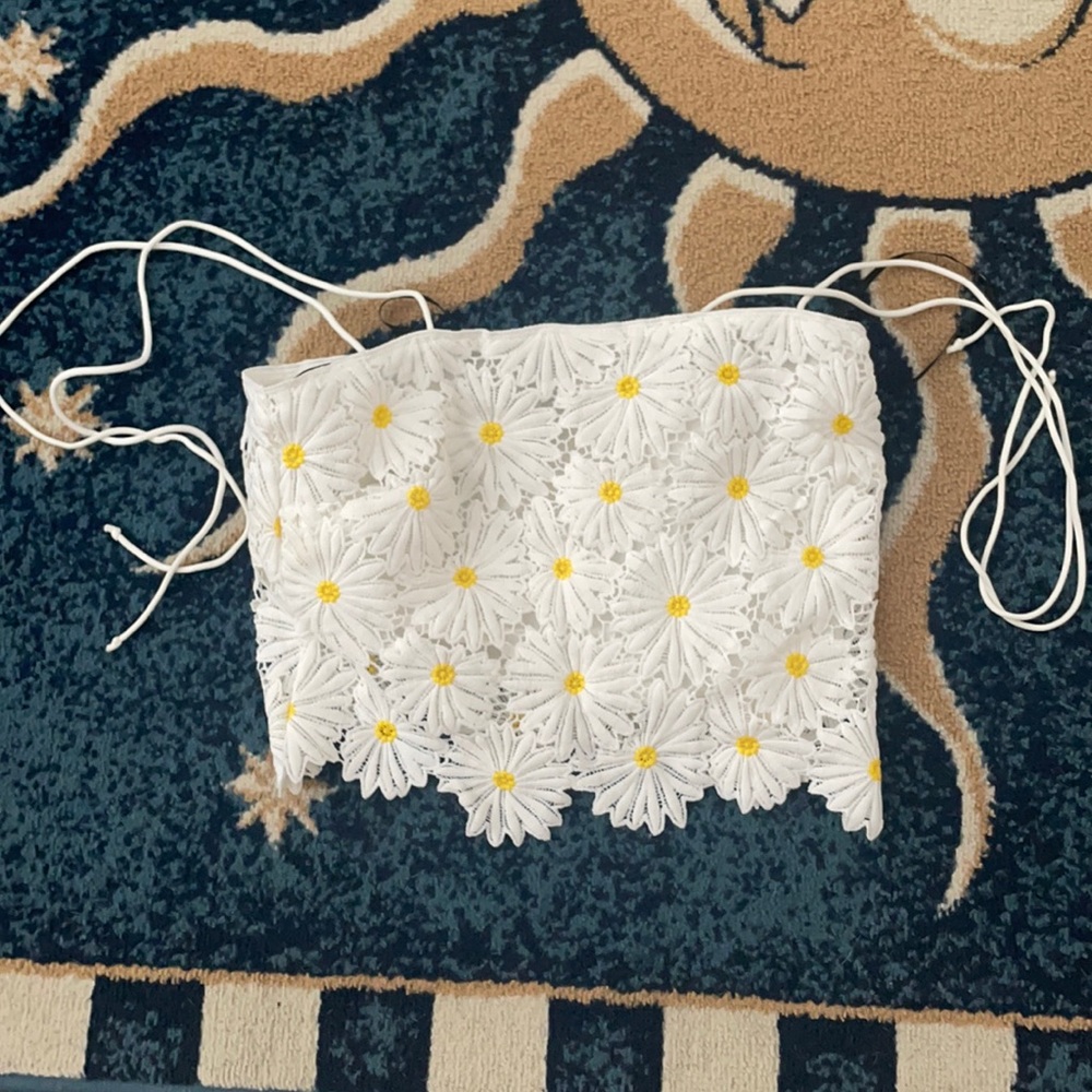 Daisy crop top